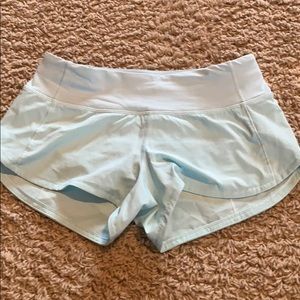 Lululemon speed up 2.5” light blue